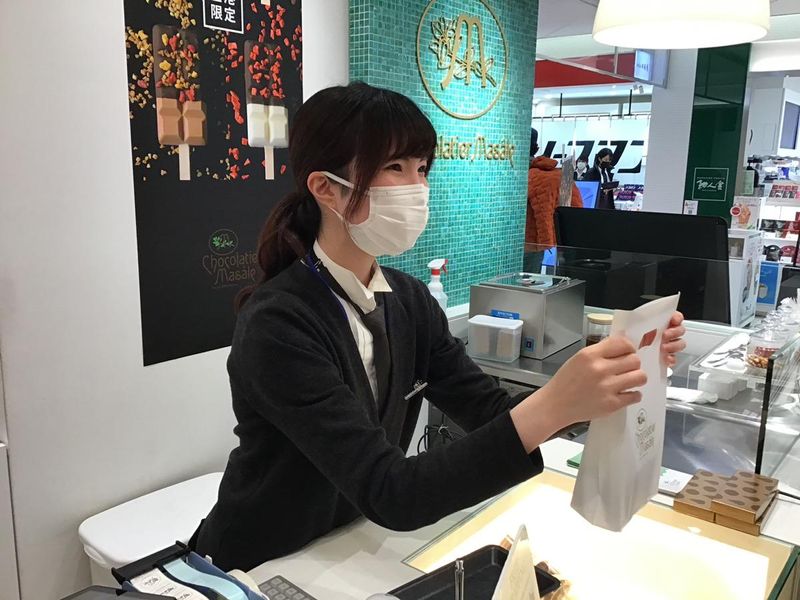 ショコラティエ マサール 新千歳空港ゲートラウンジ店のアルバイト・バイト求人情報-01