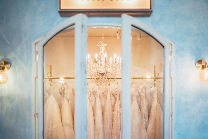 eggfilm宮崎ドレスショップ(仮設)のアルバイト・バイト求人情報-04