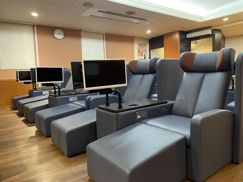 サウナ&カプセル「サンフラワー」/株式会社三ツ星商事のアルバイト・バイト求人情報-04