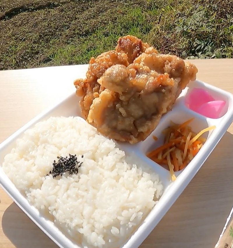 元祖からあげ本舗みよし 秦野店&MALASADA ⅲ well(マラサダ専門店)のアルバイト・バイト求人情報-02