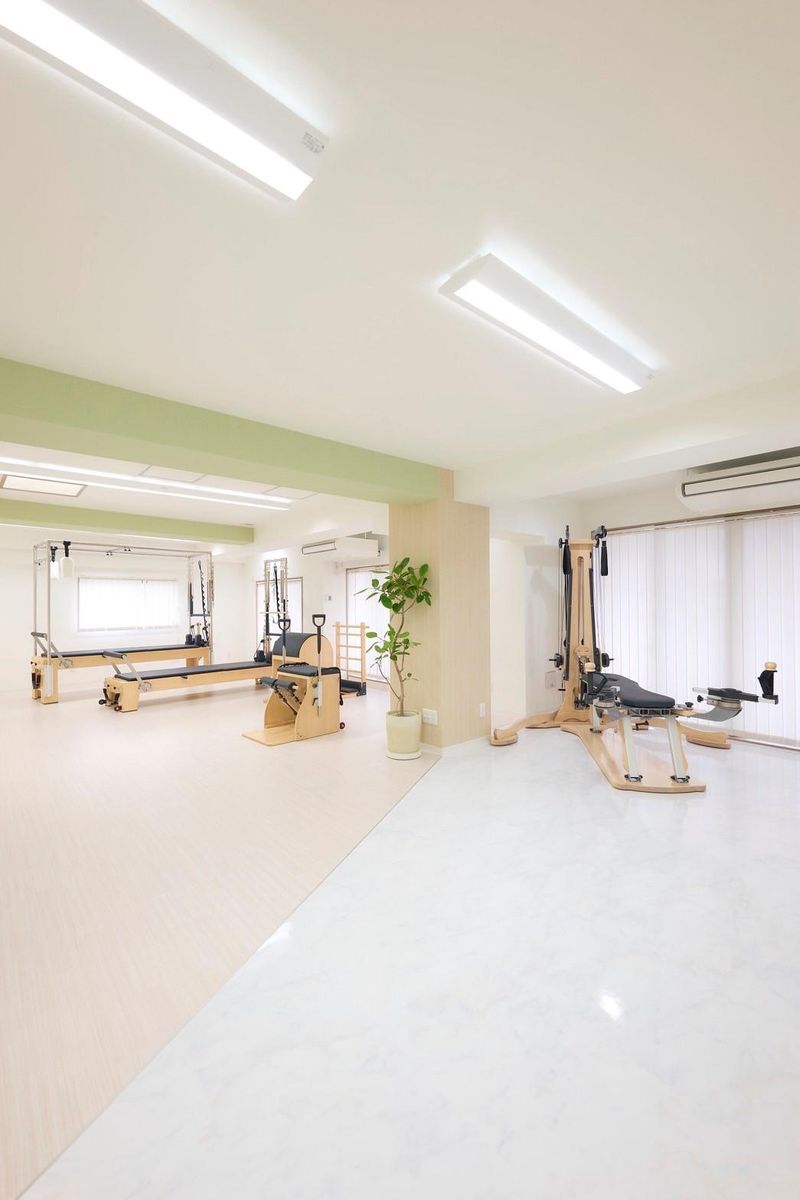 Forzaピラティススタジオ中井店のアルバイト・バイト求人情報-04