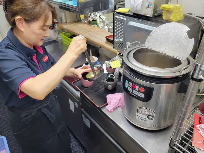 うなぎ「すみの坊 三嶋大社前店」　株式会社つぼぐちフードサービスのアルバイト・バイト求人情報-01