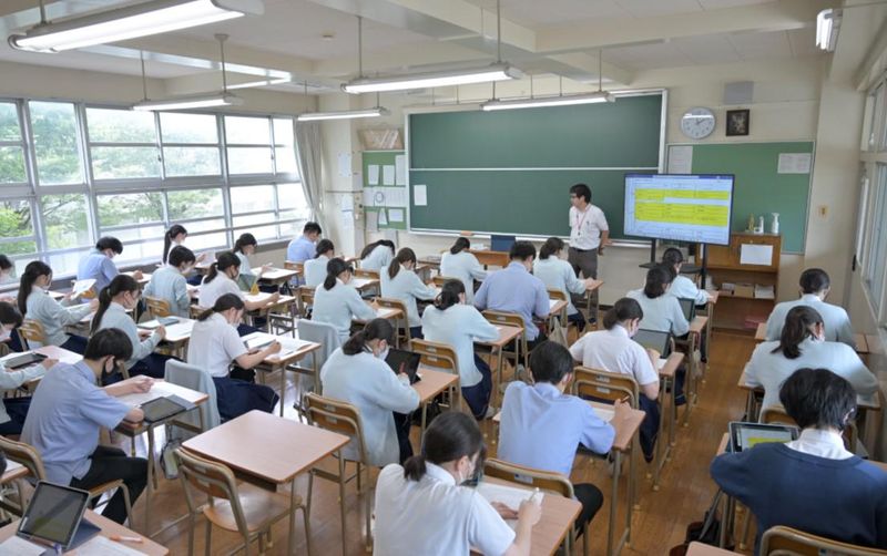 学校法人久留米信愛学院の求人・転職情報