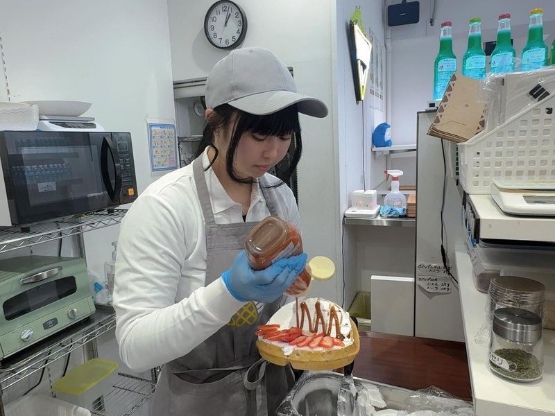 ワッフルカーン名古屋大須店のアルバイト・バイト求人情報-02