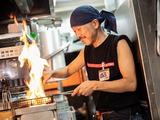 肉もつ屋 神坊(石焼レバー・認定生肉・馬刺し)/有限会社エス・ケイコーポレーションのアルバイト・バイト求人情報-01