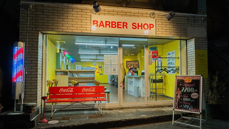 株式会社FREEDOM FREEDOMBARBER&CO.のアルバイト・バイト求人情報-03