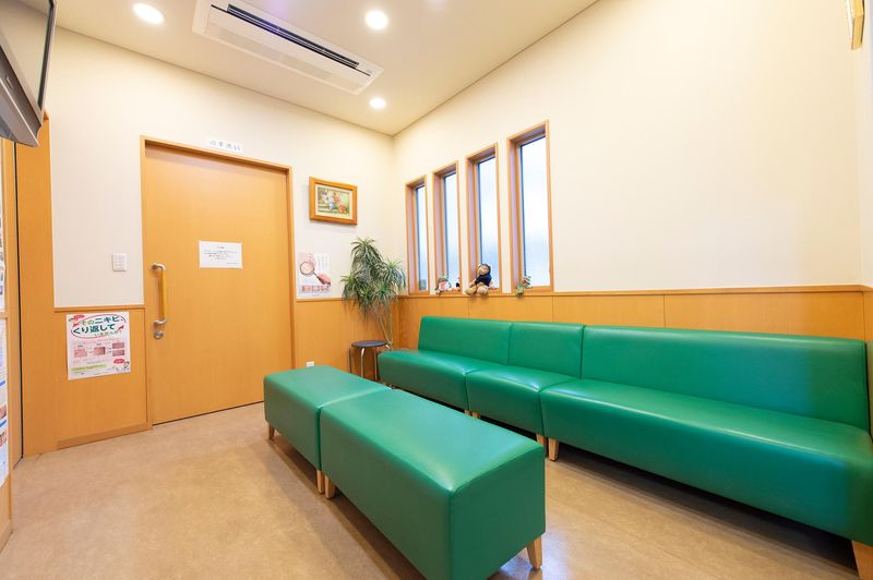 高山皮フ科のアルバイト・バイト求人情報-02