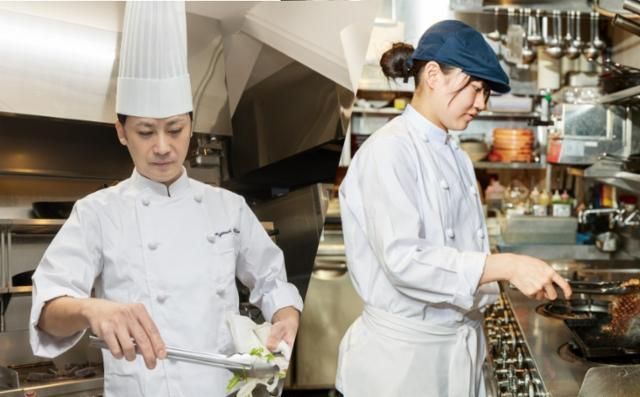 YEBISU　BAR　上野の森さくらテラス店のアルバイト・バイト求人情報-31
