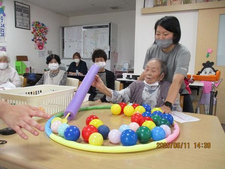 サンケア　高岡北のアルバイト・バイト求人情報-02