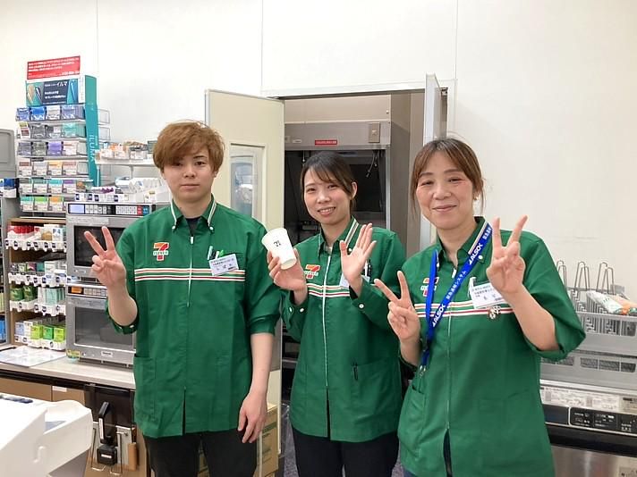 セブンイレブン大阪駅前第2ビルB1店のアルバイト・バイト求人情報-01