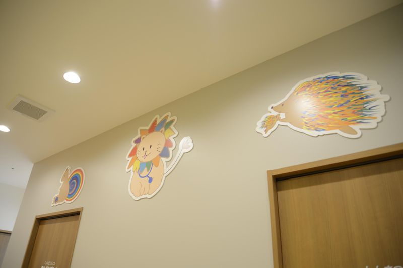 にじいろ子どもクリニックのアルバイト・バイト求人情報-03