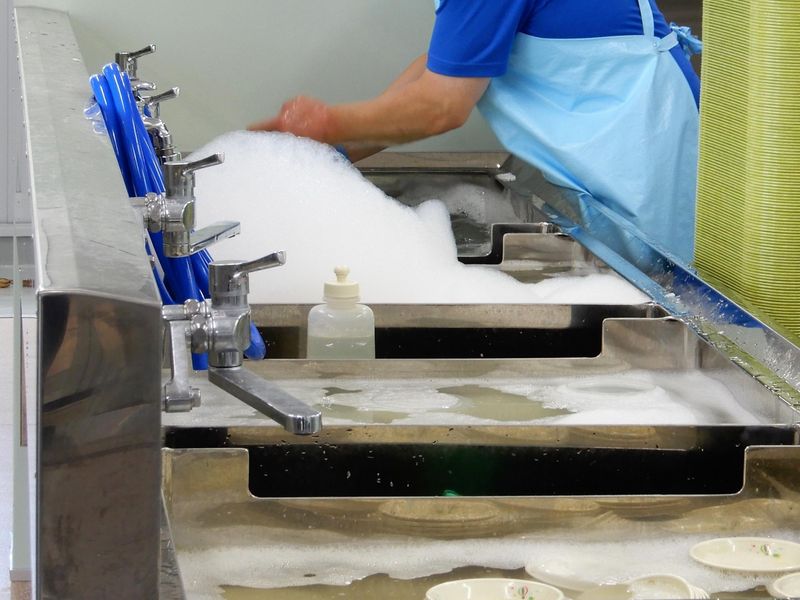 ナブテスコ株式会社内食堂のアルバイト・バイト求人情報-03