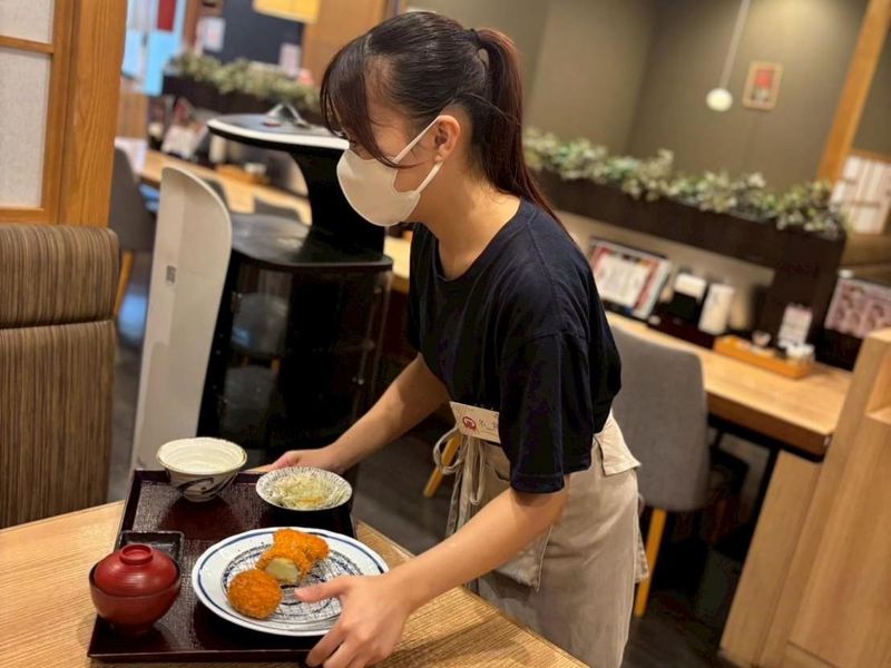 とんかつ八兵衛　入野店のアルバイト・バイト求人情報-02