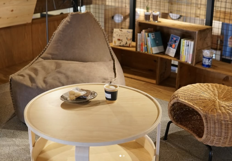 リノベーション会社のカフェスタッフ