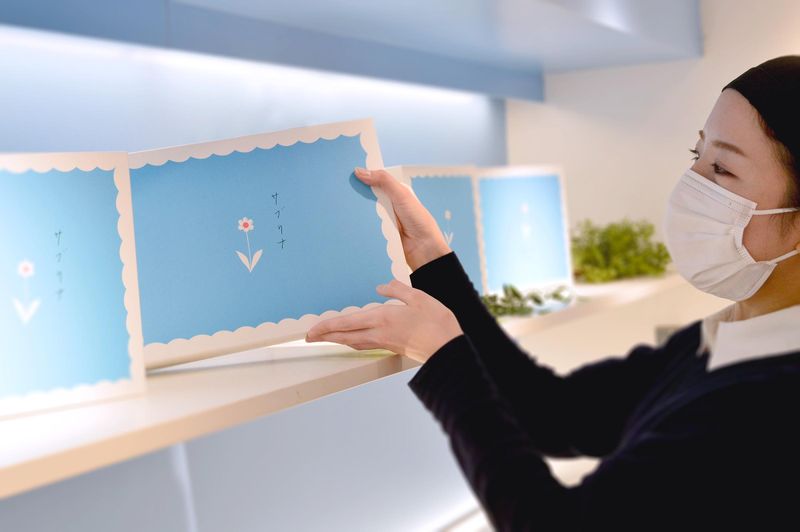 サブリナ　グランスタ東京店のアルバイト・バイト求人情報-02