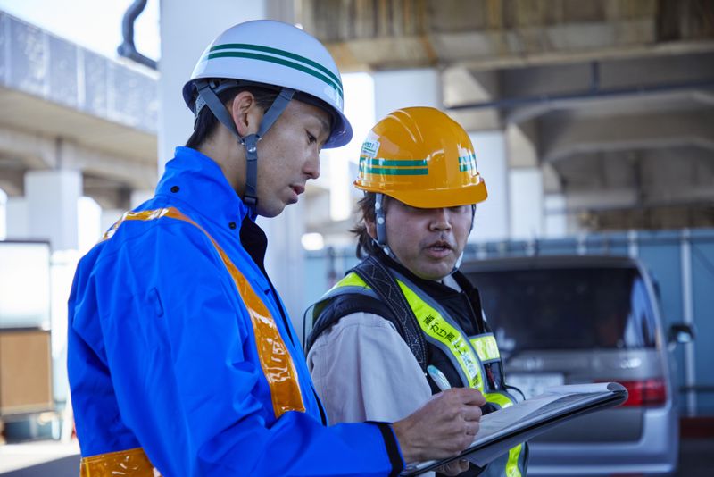 株式会社交通建設