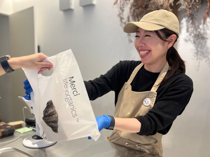 Merci life organics 上野マルイ店のアルバイト・バイト求人情報-05