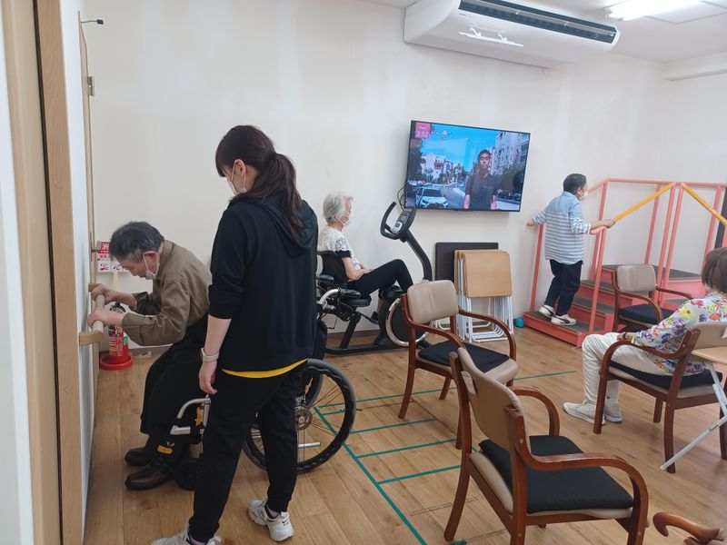 リハビリデイサービスまんぞくのアルバイト・バイト求人情報-05