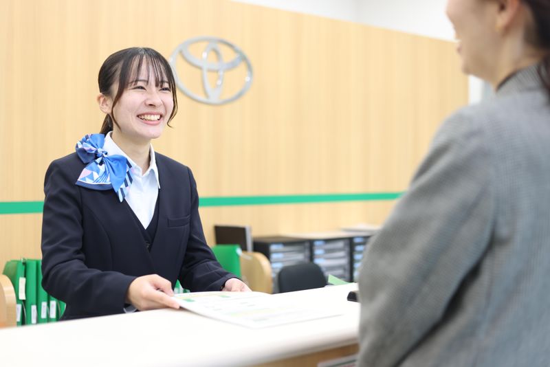 車好き×接客業トヨタブランドでフロント職の魅力を知る疑似体験