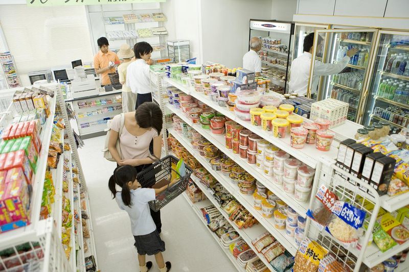 セブンイレブン地下鉄中津駅前店のアルバイト・バイト求人情報-03