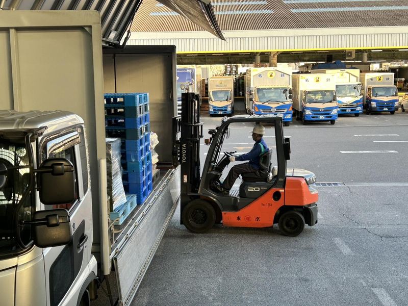 東京トラック運送株式会社