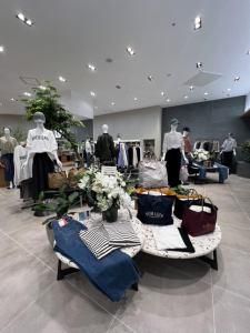 CALNE　イオンモール福岡店のアルバイト・バイト求人情報-05