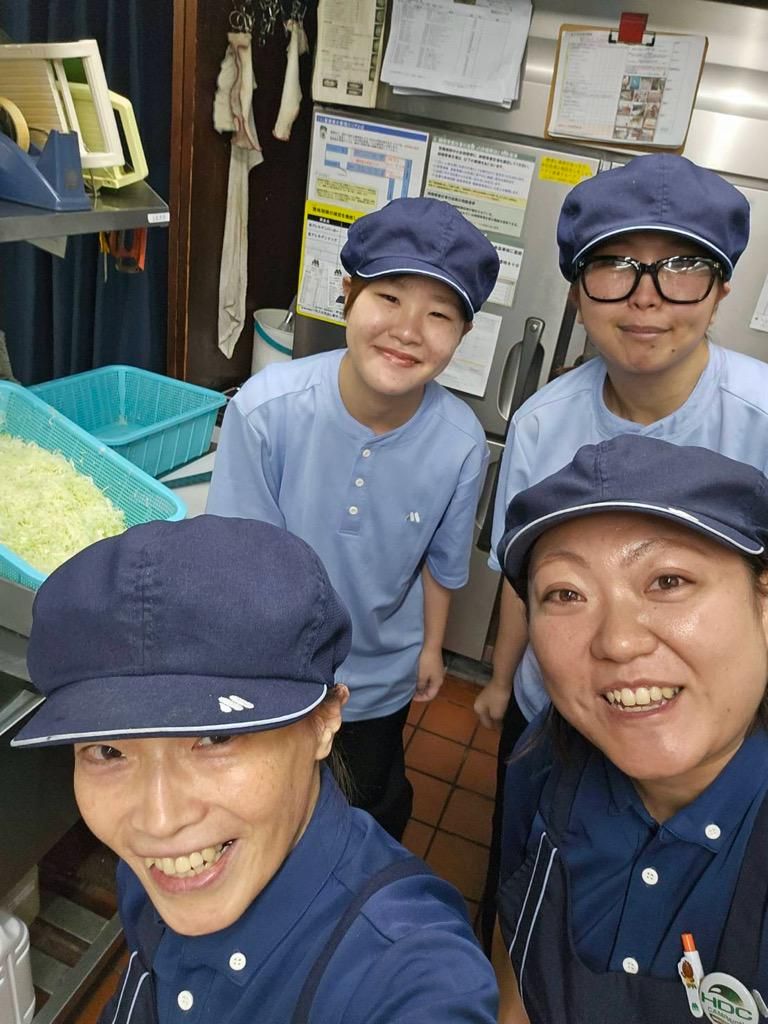 モスバーガー本八幡南口店の求人・転職情報-02