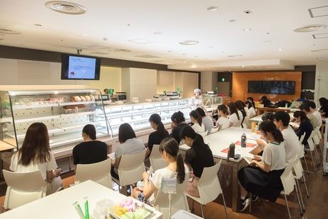融合　三越銀座店のアルバイト・バイト求人情報-02
