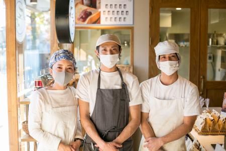 つばめパン&Milk　尼ケ坂本店のアルバイト・バイト求人情報-04