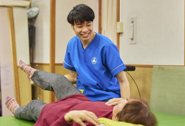 介護老人保健施設 あかしあのアルバイト・バイト求人情報-04