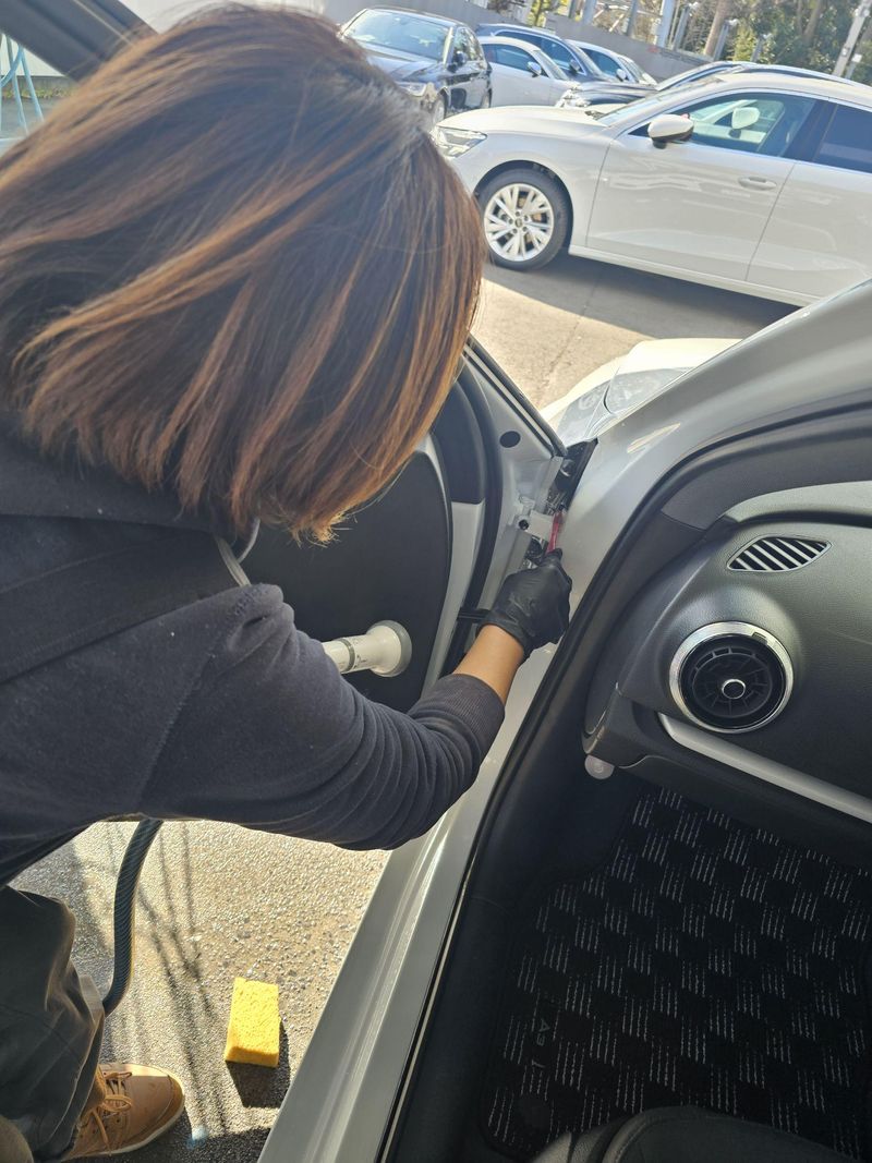 Audi Approved Automobile 調布のアルバイト・バイト求人情報-03