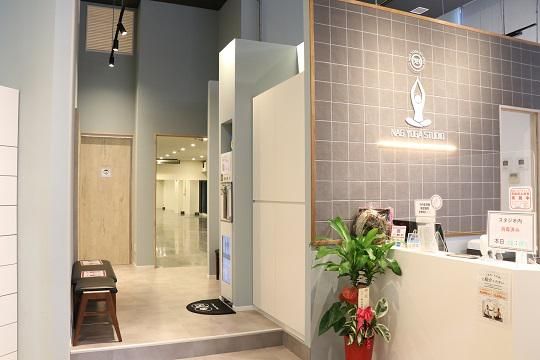 NAG YOGA STUDIO(ナグ ヨガスタジオ) イオンモールナゴヤドーム前店のアルバイト・バイト求人情報-05