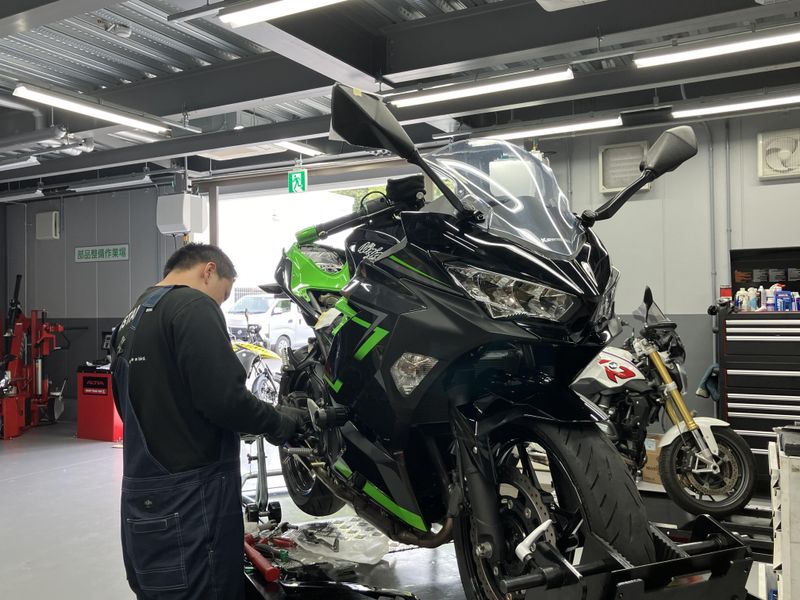 バルコムスクエア ワールドバイク福岡空港店のアルバイト・バイト求人情報-04