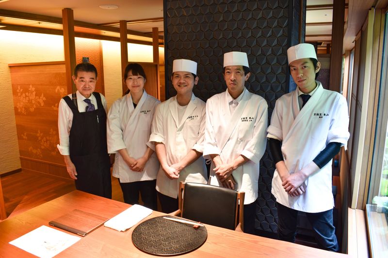 四条河原町温泉　空庭テラス京都のアルバイト・バイト求人情報-02