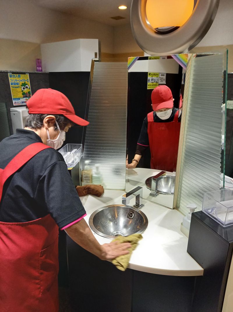 イースペース福岡本店のアルバイト・バイト求人情報-03