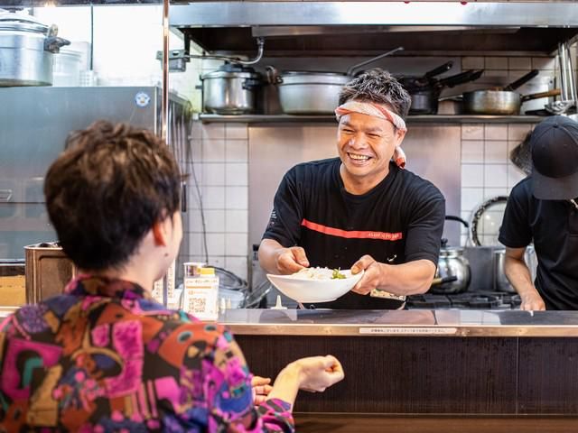 肉もつ屋 神坊(石焼レバー・認定生肉・馬刺し)/有限会社エス・ケイコーポレーションのアルバイト・バイト求人情報-02
