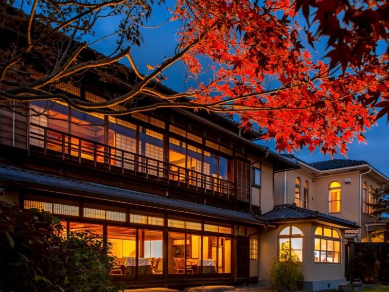 ホテルニューアワジグループの派遣求人情報