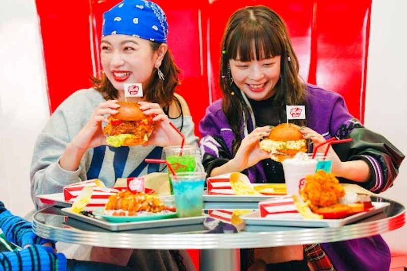 Feedy Diner 綾川店のアルバイト・バイト求人情報-02