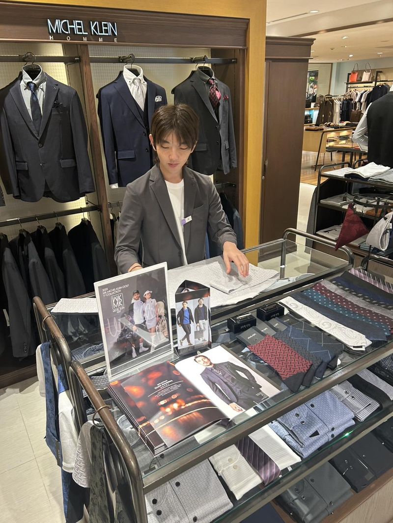 MICHEL KLEIN HOMME(ミッシェルクラン オム)のアルバイト・バイト求人情報-04