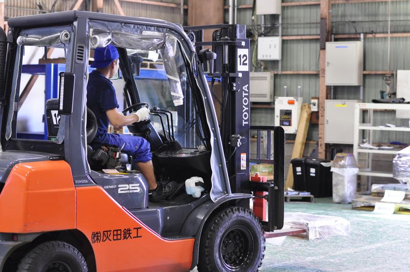株式会社灰田鉄工のアルバイト・バイト求人情報-02