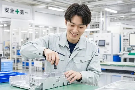 株式会社デリス