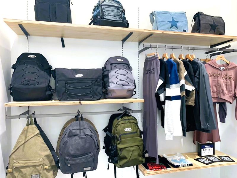 XLARGE/X-girl ラゾーナ川崎プラザ店のアルバイト・バイト求人情報-05