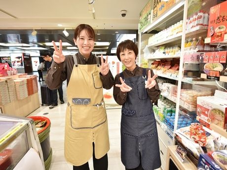 おみやげ街道　博多店のアルバイト・バイト求人情報-03