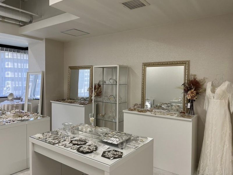BRIDE ME新宿御苑前店のアルバイト・バイト求人情報-01
