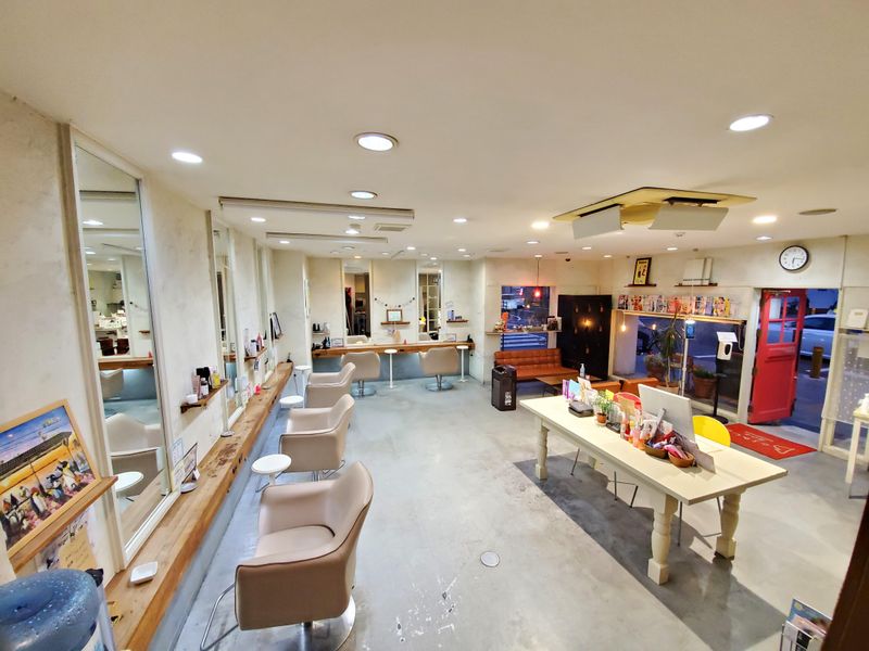 有限会社 ざんぎり倶楽部(美容室Bosaco204店)のアルバイト・バイト求人情報-03