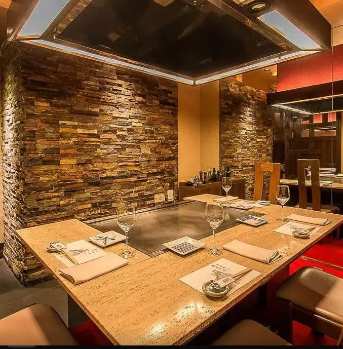 STEAK SALOON　薔薇亭のアルバイト・バイト求人情報