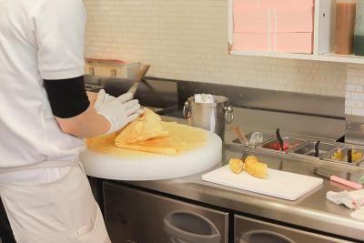 【クレープ店】Sweet Palaceのアルバイト・バイト求人情報-05