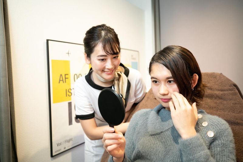 毛穴洗浄&小顔矯正専門店 グルステ六本木店のアルバイト・バイト求人情報-04