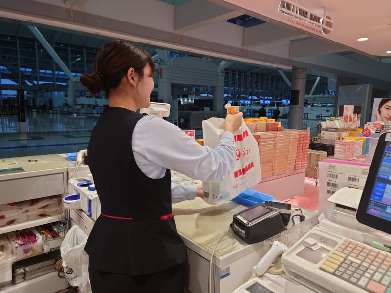 株式会社JALUXエアポート　熊本空港店のアルバイト・バイト求人情報-04