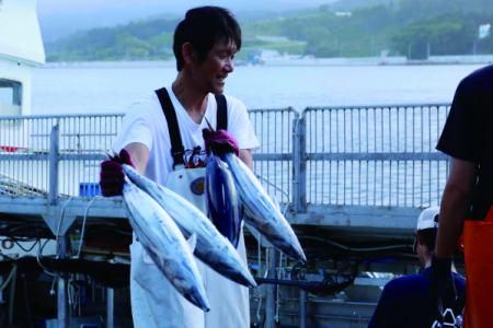 藁焼き鰹たたき　明神丸　難波千日前店のアルバイト・バイト求人情報-05